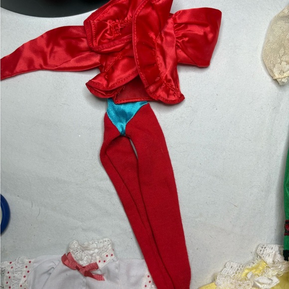 Lots of Super Cute Barbie or any that size Doll outfits In lovely condition - Picture 7 of 12